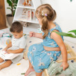 Montessori hojdačka spája zábavu a pozitívnu stimuláciu fyzického a mentálneho vývoja